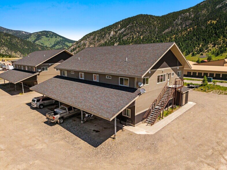 Local d'activités dans Big Sky, MT à vendre - Photo de l’immeuble – Image 3 sur 19