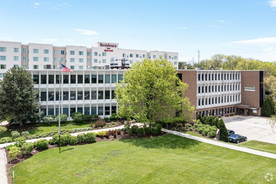 3201 Old Glenview Rd, Wilmette, IL à louer - Photo principale – Image 1 sur 11
