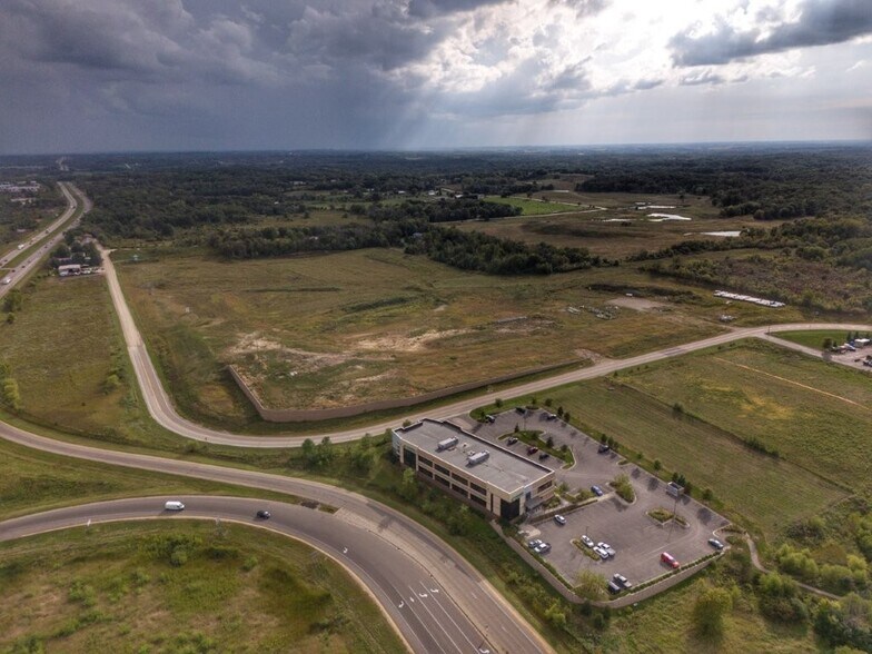 SWQ of I-35 and CR-70, Lakeville, MN à vendre - Photo de l’immeuble – Image 3 sur 4