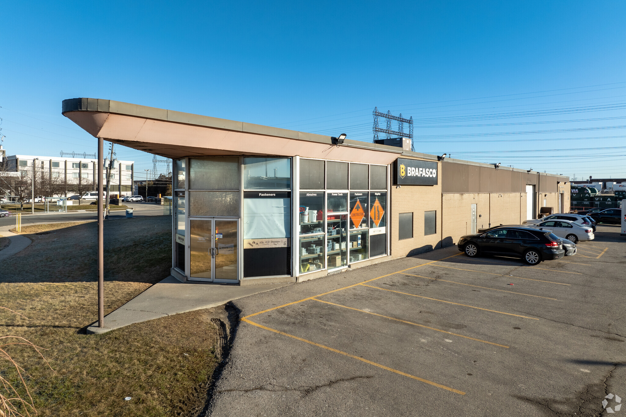 75 City View Dr, Toronto, ON à louer Photo principale– Image 1 sur 26