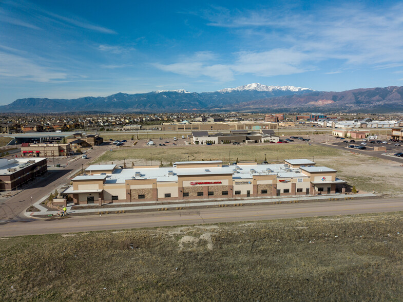 9681 Prominent Pt, Colorado Springs, CO à louer - Photo de l’immeuble – Image 2 sur 3