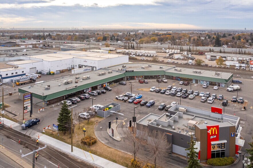 8103 127th Ave, Edmonton, AB à louer - Aérien – Image 2 sur 2