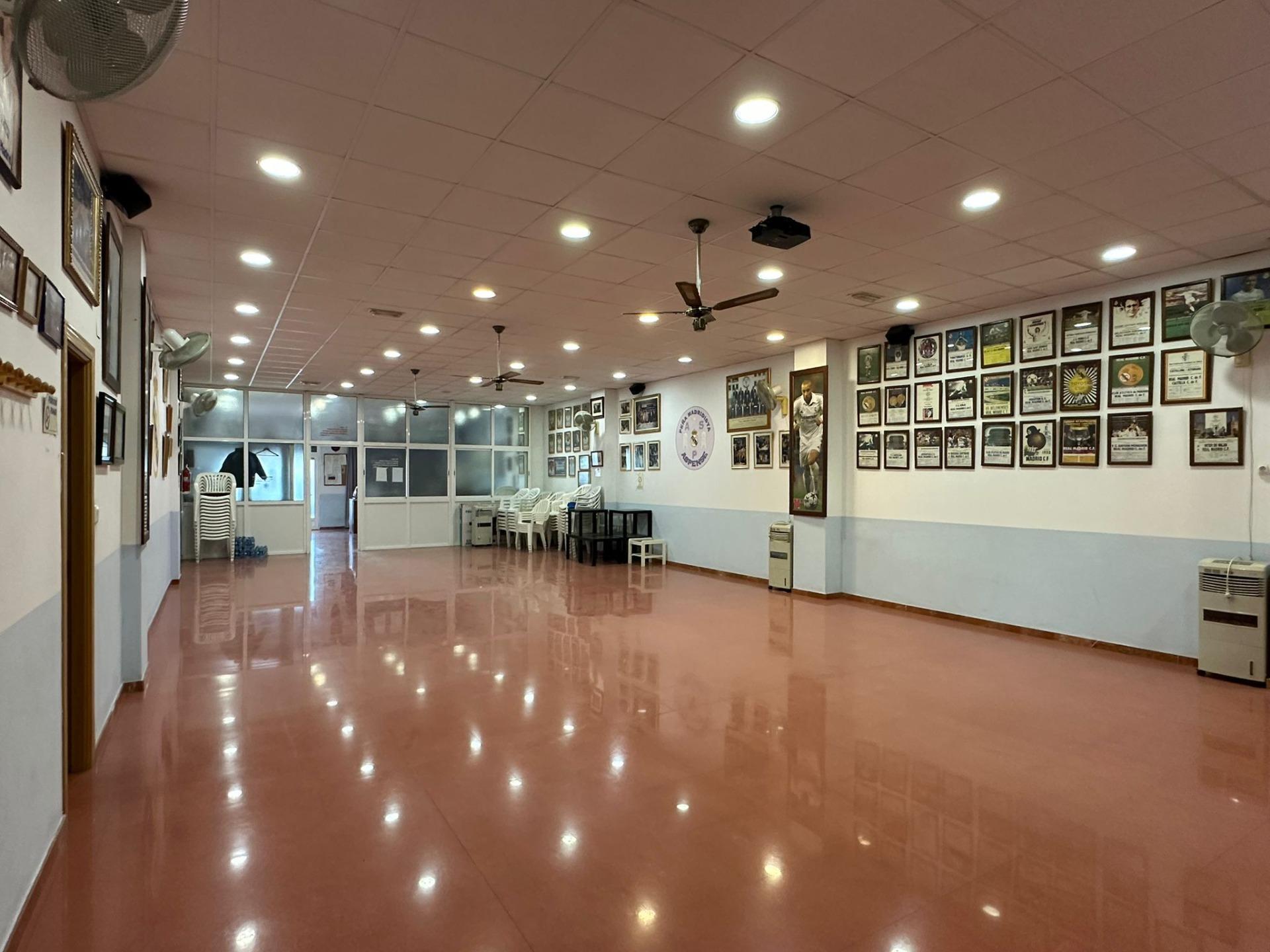 Local commercial dans Aspe, Alicante à vendre Photo intérieure– Image 1 sur 6