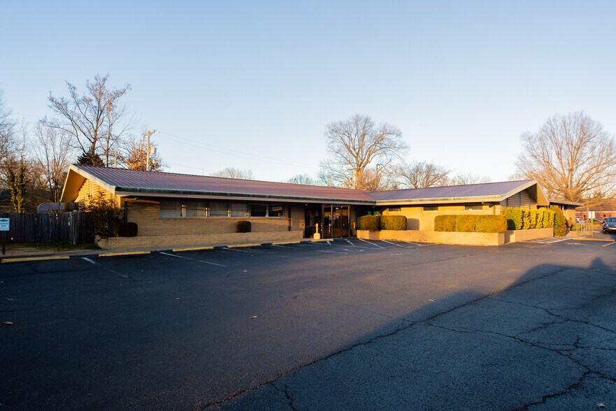 2535 Broadway St, Paducah, KY à louer - Photo de l’immeuble – Image 3 sur 70