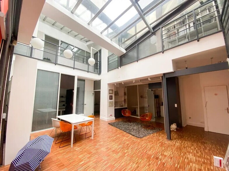 Bureau dans Paris à louer - Photo de l’immeuble – Image 1 sur 9