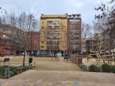 Immeuble residentiel dans Granollers, Barcelona à vendre - Photo de l’immeuble – Image 1 sur 1