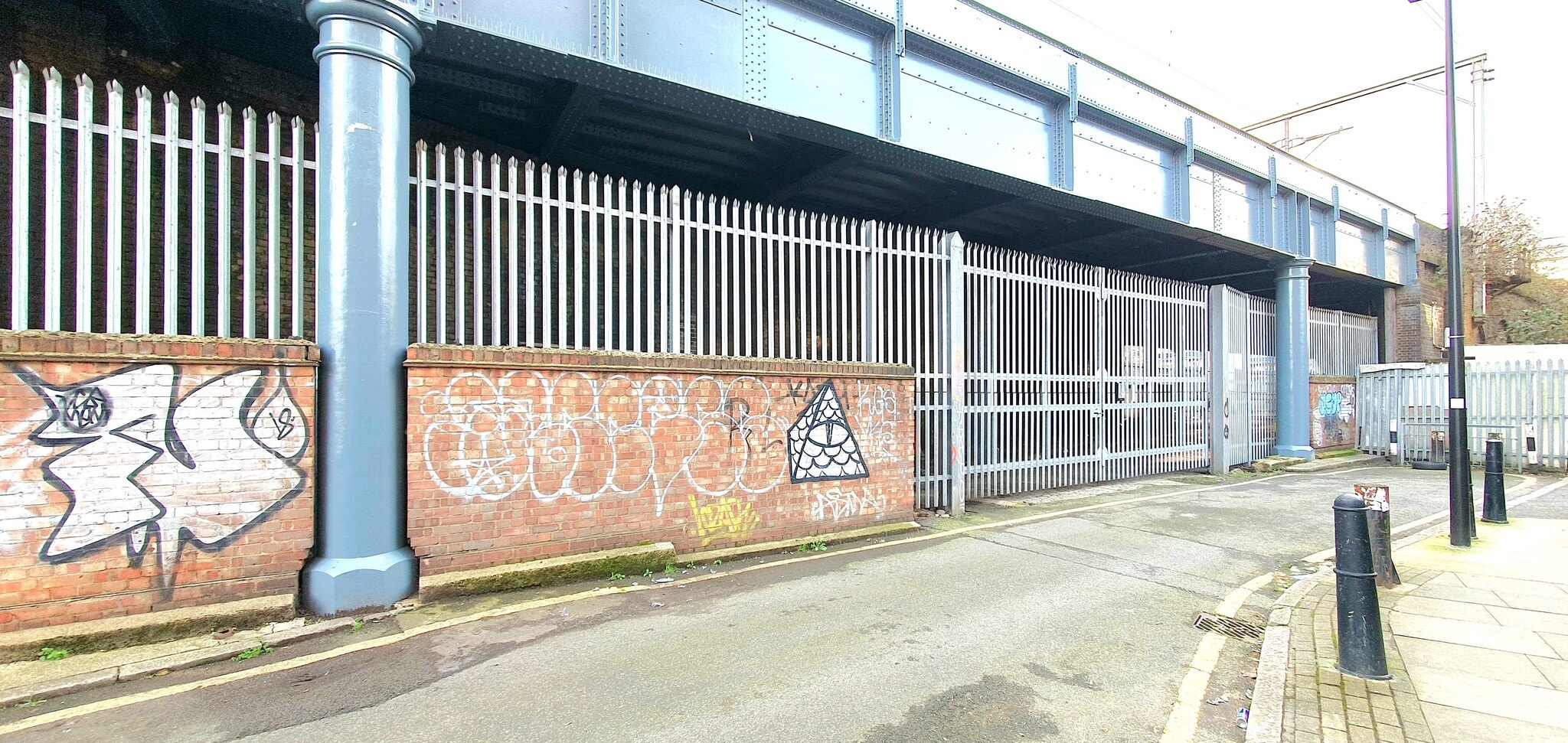 Hadleigh St, Londres à louer Photo de l’immeuble– Image 1 sur 12