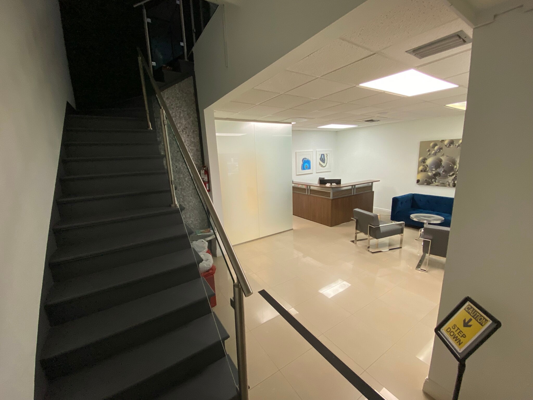 331 Almeria Ave, Miami, FL à louer Photo intérieure– Image 1 sur 16