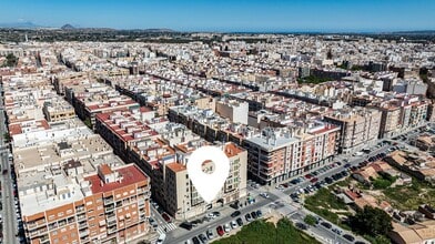Carrer Joaquín Martínez Maciá, 62, Elche, ALI - Vue aérienne vue de carte - Image1