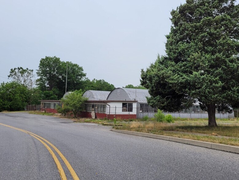 2048 Eden Rd, York, PA à vendre - Photo de l’immeuble – Image 2 sur 4