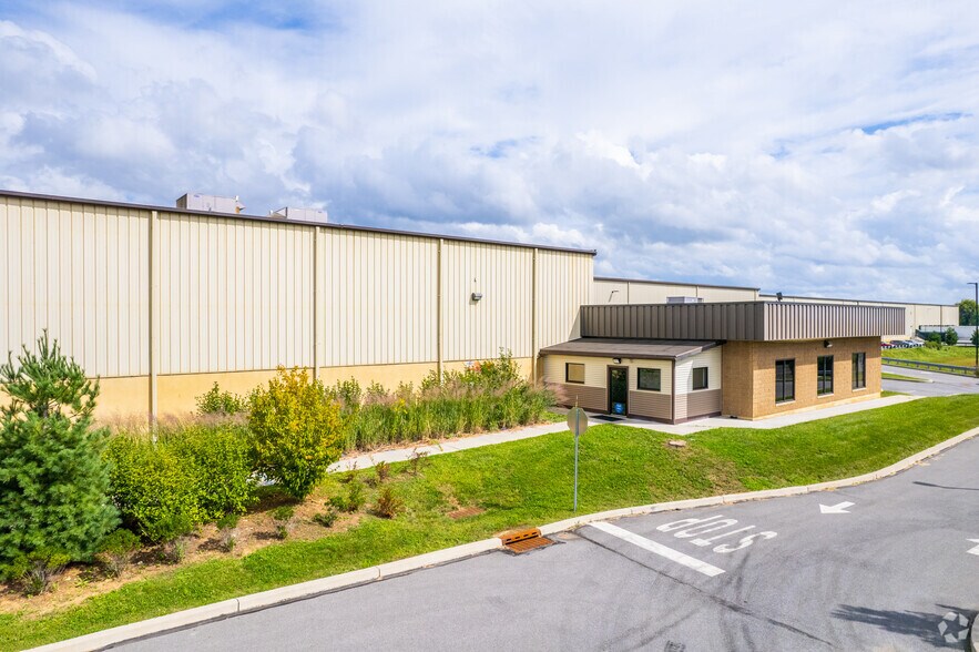190 Strykers Rd, Phillipsburg, NJ à louer - Photo de l’immeuble – Image 3 sur 7