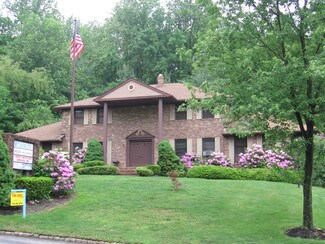 Plus de détails pour 74 S Powder Mill Rd, Morris Plains, NJ - Bureau à vendre