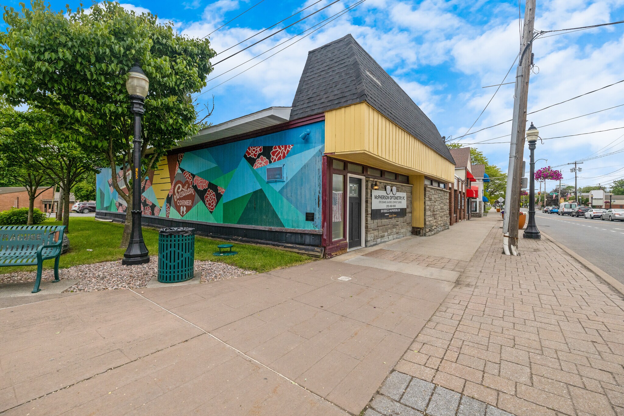 105 N Main St, North Syracuse, NY à vendre Photo de l’immeuble– Image 1 sur 28