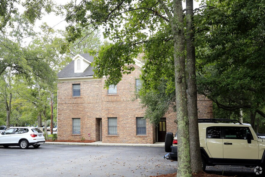 845 Lowcountry Blvd, Mount Pleasant, SC à louer - Photo de l’immeuble – Image 2 sur 12