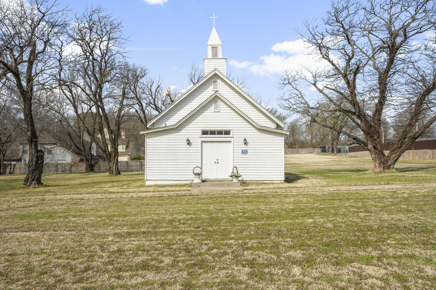8350 S Harvard Ave, Tulsa, OK à vendre - Photo de l’immeuble – Image 1 sur 32