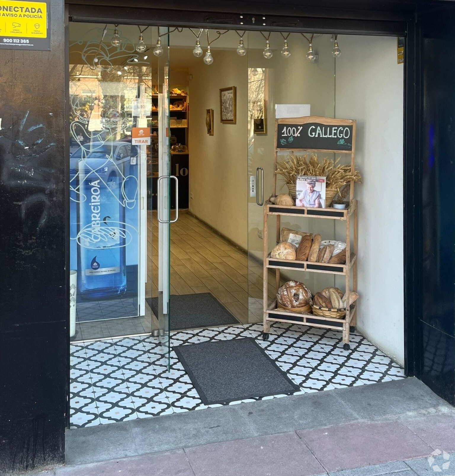 Local commercial dans Madrid, Madrid à louer Photo intérieure– Image 1 sur 2