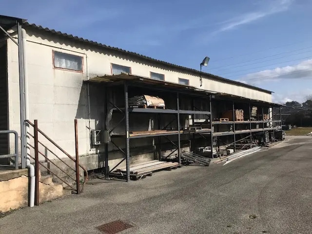 Industriel/Logistique dans Salaise-sur-Sanne à louer - Photo de l’immeuble – Image 1 sur 7