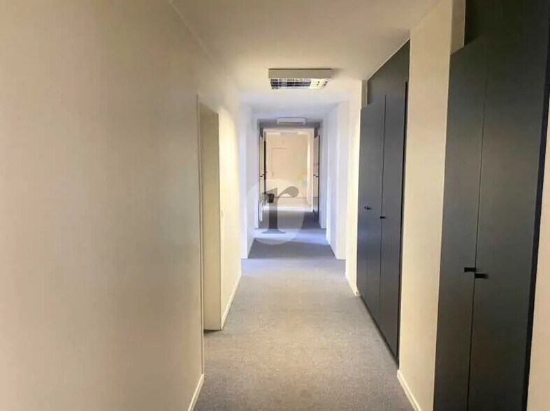 Bureau dans Lille à louer - Photo intérieure – Image 1 sur 5