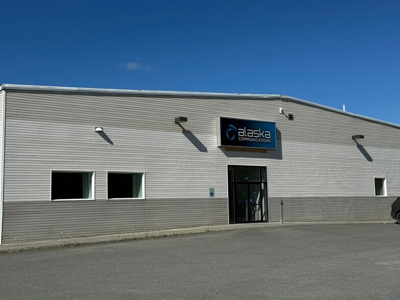 151 Warehouse Dr, Soldotna, AK à louer - Photo de l’immeuble – Image 3 sur 33