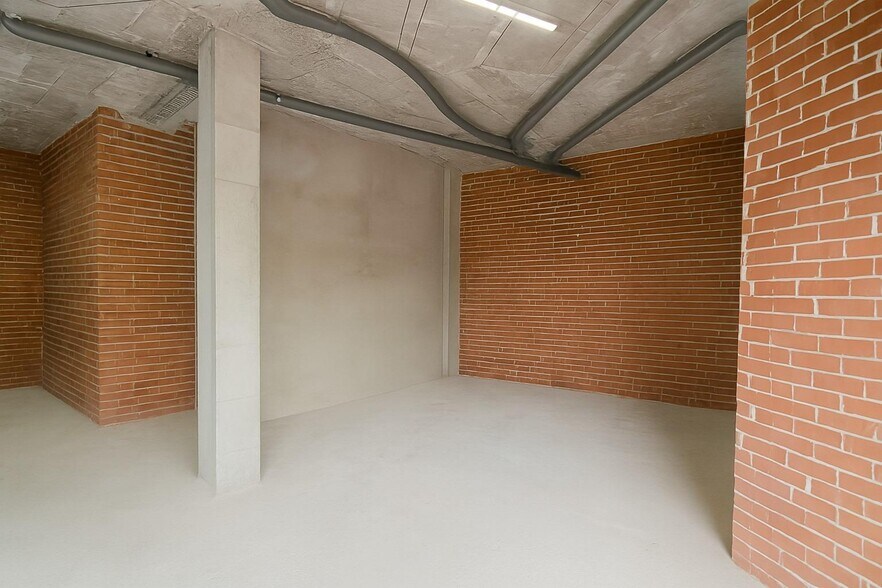Local commercial dans Paterna à vendre - Photo de l’immeuble – Image 2 sur 7