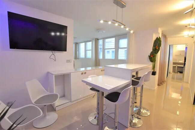 Plus de détails pour Bureau à louer