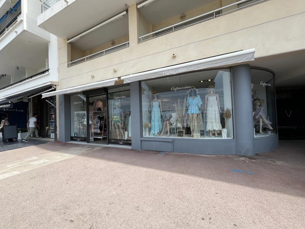 Local commercial dans JUAN-LES-PINS à louer Photo de l’immeuble– Image 1 sur 5