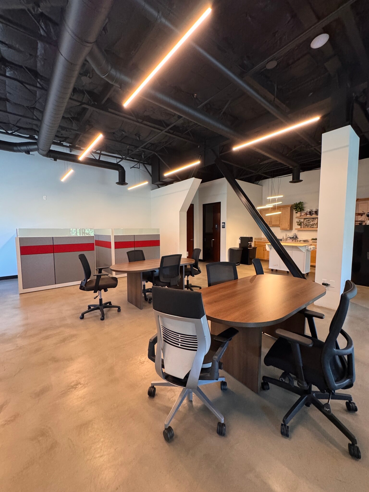 5871 Pine Ave, Chino Hills, CA à louer Photo intérieure– Image 1 sur 8