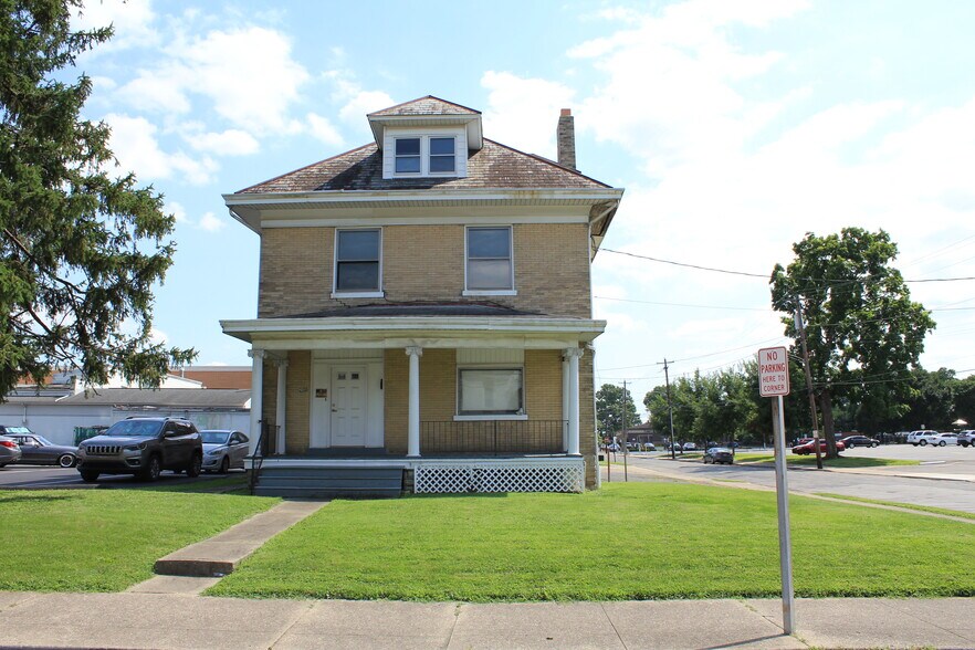 Station Ave portefeuille de 6 biens à vendre sur LoopNet.fr - Photo de l’immeuble – Image 2 sur 5