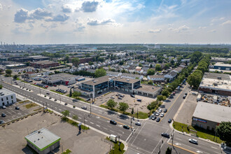 13301-13313 Rue Sherbrooke E, Montréal, QC - VUE AÉRIENNE  vue de carte - Image1