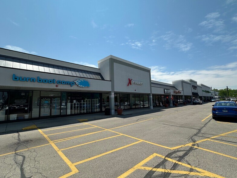 9410-9466 Skokie Blvd, Skokie, IL à louer - Photo de l’immeuble – Image 3 sur 6