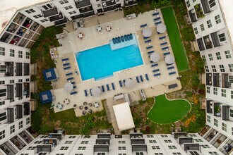 523 S Madison Ave, Greenwood, IN - VUE AÉRIENNE vue de carte - Image1