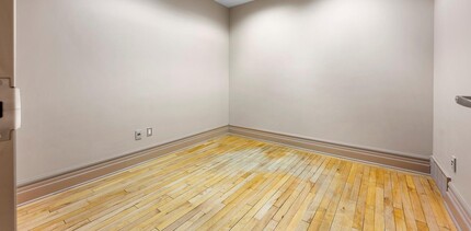 1275 Broad St, Regina, SK à louer Photo intérieure– Image 1 sur 1