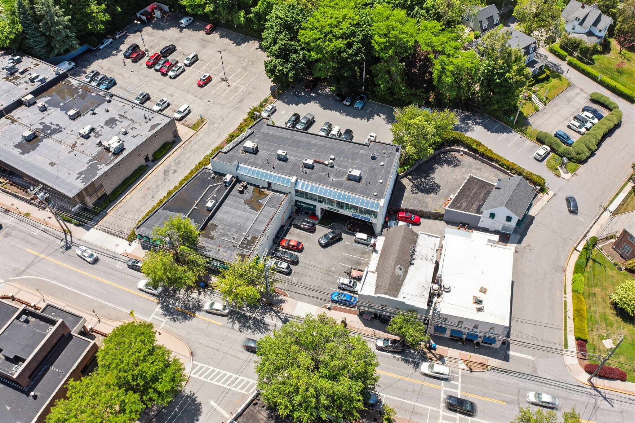 200 E Main St, Mount Kisco, NY à vendre Aérien– Image 1 sur 18