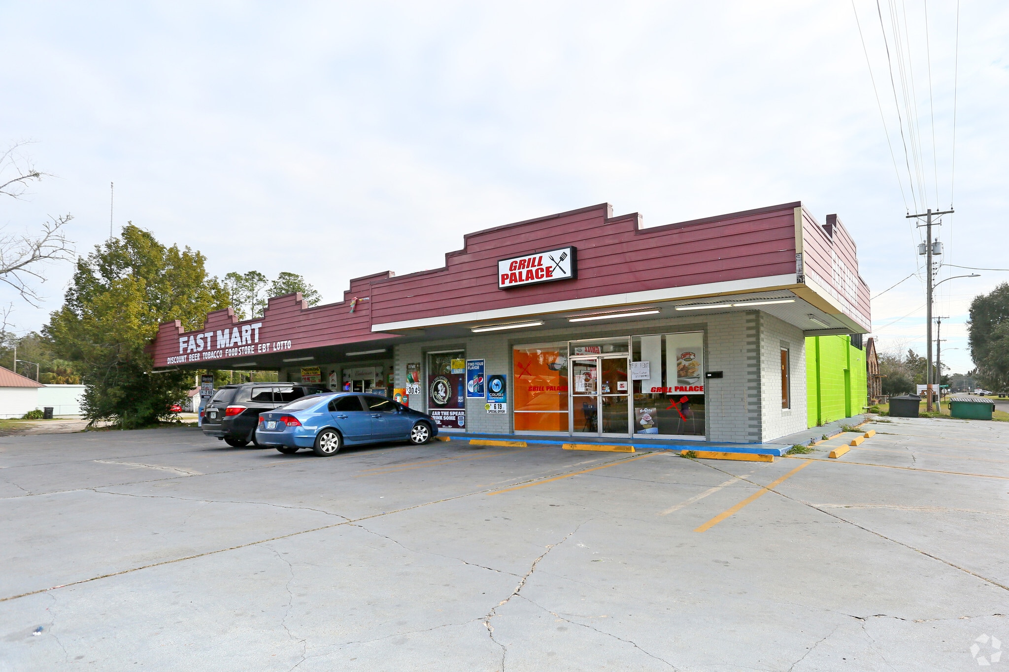 720 S Jefferson St, Perry, FL à vendre Photo principale– Image 1 sur 17