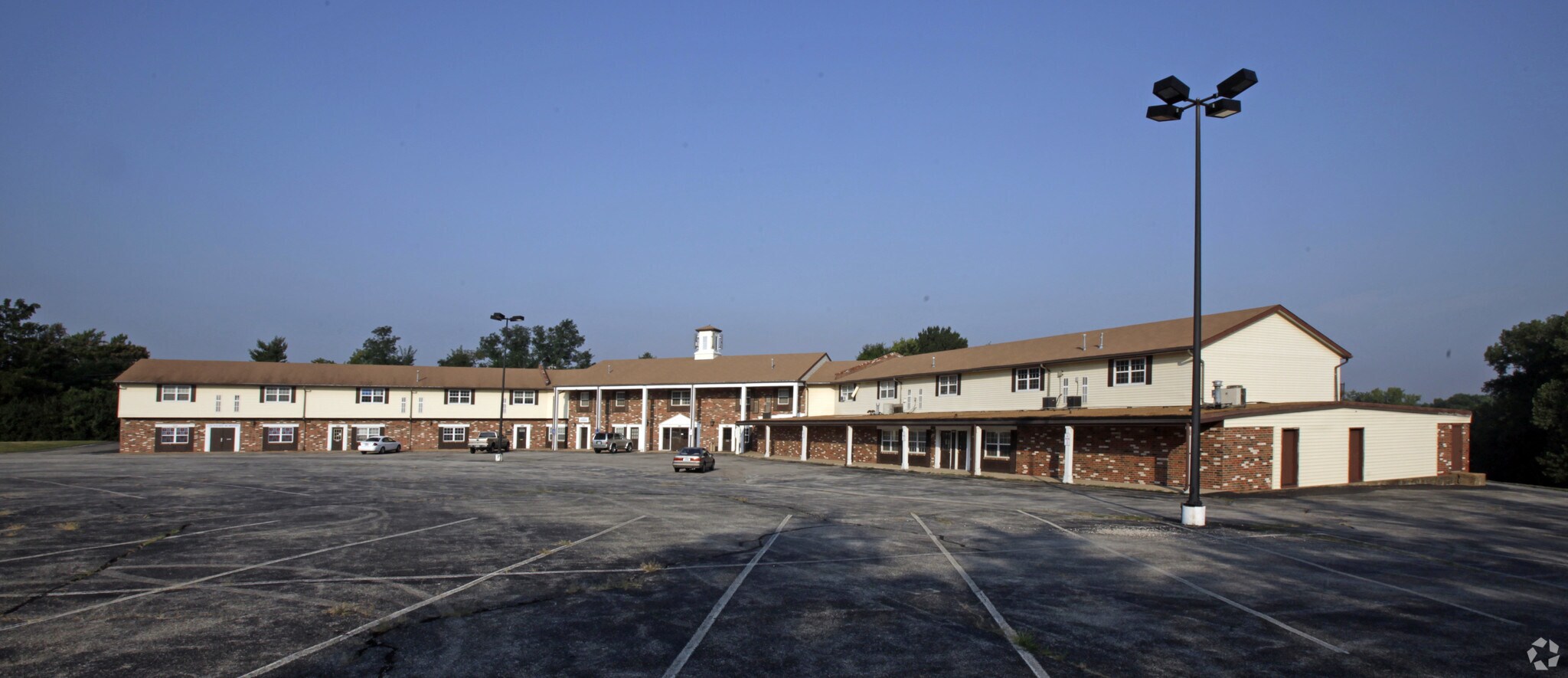 3145-3159 Fee Fee Rd, Bridgeton, MO à louer Photo principale– Image 1 sur 36