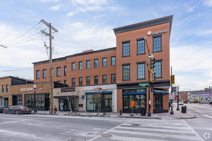 1209 Marion Barry Ave SE, Washington, DC à louer - Photo de l’immeuble – Image 2 sur 5