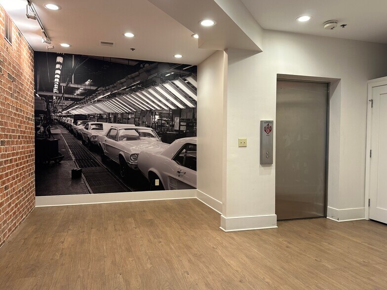 221-223 N Main St, Ann Arbor, MI à vendre - Photo intérieure – Image 3 sur 8