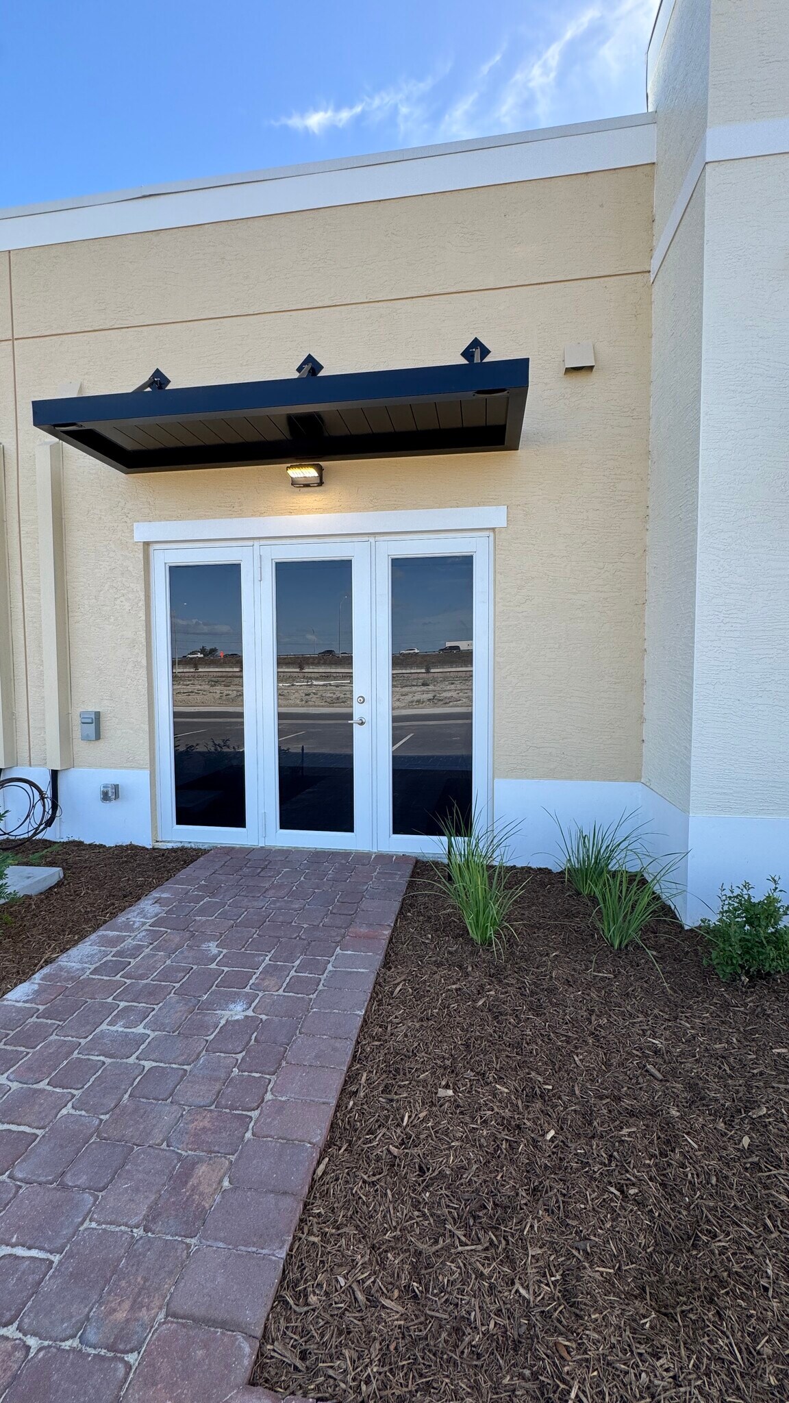 205 Coastal Ln, West Melbourne, FL à louer Photo principale– Image 1 sur 9