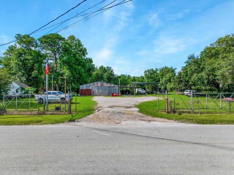130 Hambrick Rd, Houston, TX à vendre - Photo de l’immeuble – Image 2 sur 15