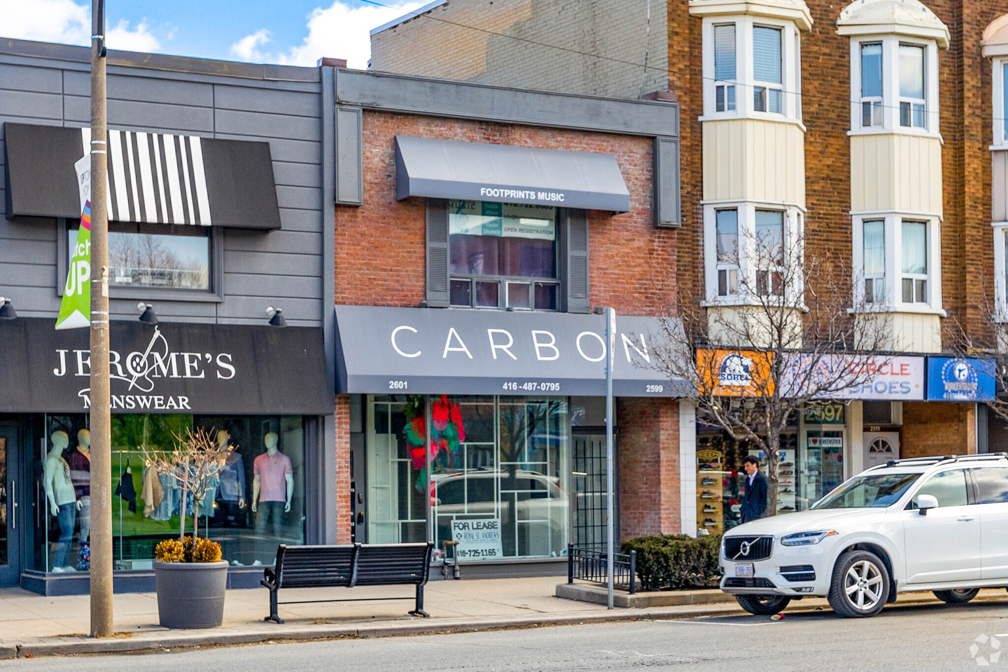 2599-2601 Yonge St, Toronto, ON à louer Photo principale– Image 1 sur 3