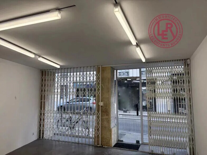 Local commercial dans Paris à louer - Photo de l’immeuble – Image 3 sur 4