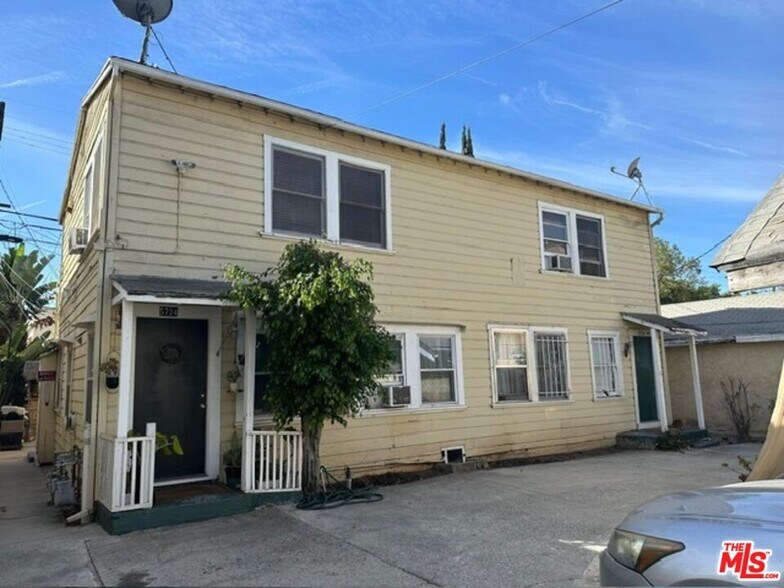 5724-5726 La Mirada Ave, Los Angeles, CA à vendre - Photo de l’immeuble – Image 1 sur 23