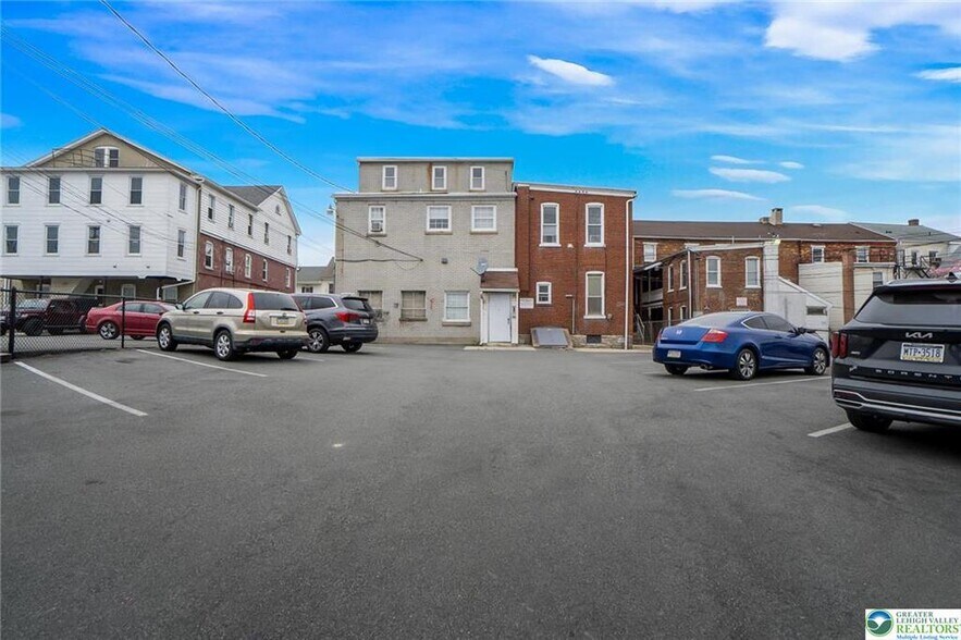 164-168 W Main St, Kutztown, PA à vendre - Photo de l’immeuble – Image 3 sur 3