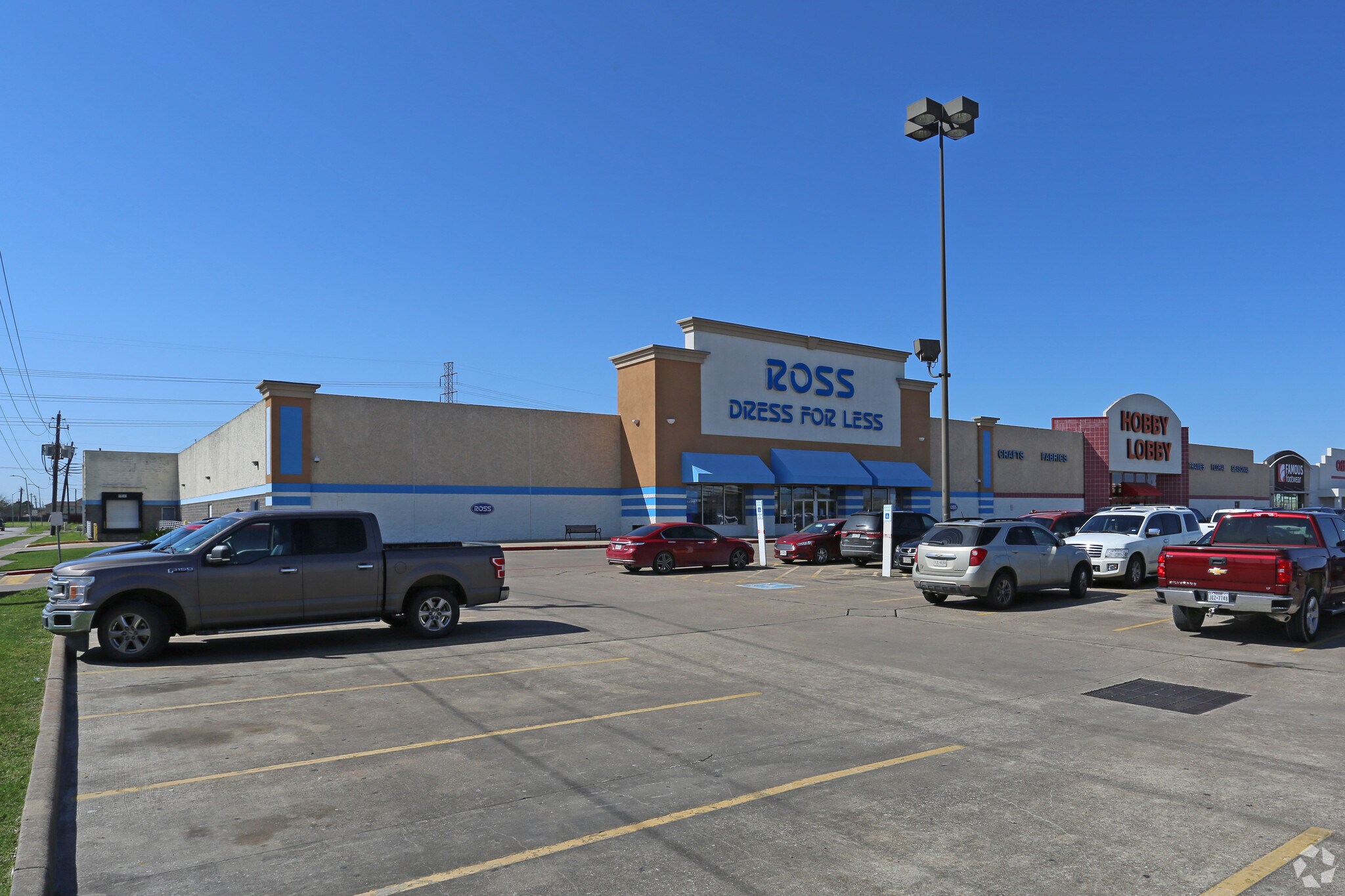 4553 Garth Rd, Baytown, TX à louer Photo principale– Image 1 sur 2