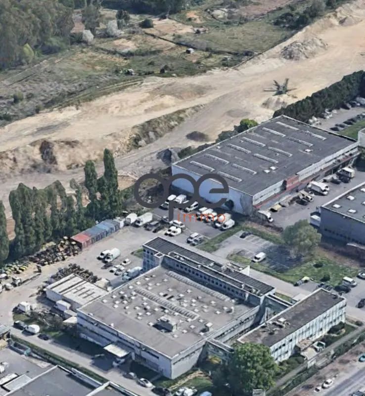 Industriel/Logistique dans Garges-lès-Gonesse à vendre Aérien– Image 1 sur 2
