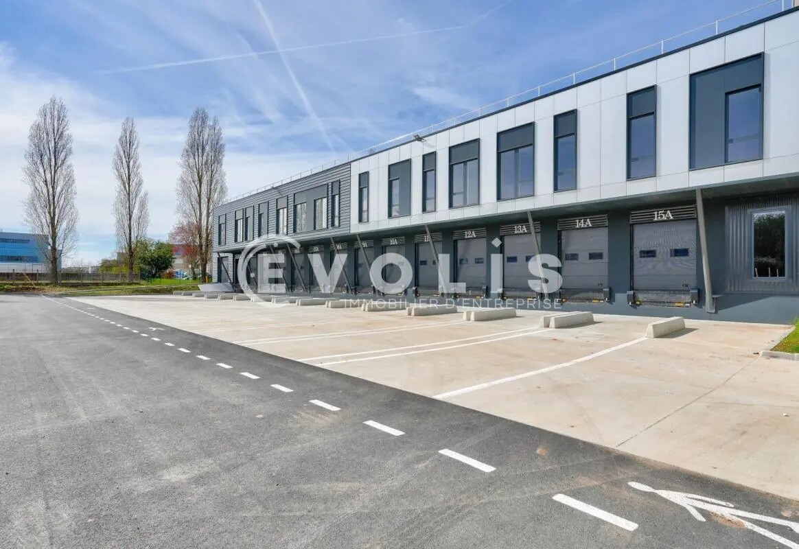 10 Avenue Des Frères Lumière, Trappes à louer Photo de l’immeuble– Image 1 sur 4