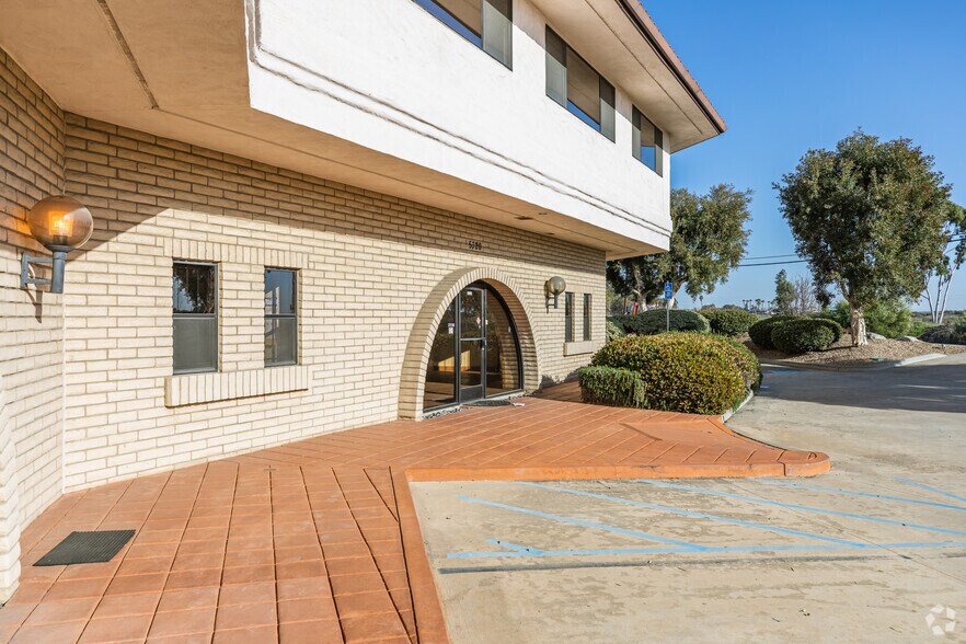 5320 Eastgate Mall, San Diego, CA à louer - Photo de l’immeuble – Image 2 sur 4
