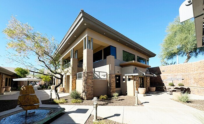 10643 N Frank Lloyd Wright Blvd, Scottsdale, AZ à vendre Photo de l’immeuble– Image 1 sur 2