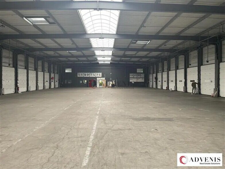 Local d’activités dans Bruges à louer - Photo intérieure – Image 3 sur 10