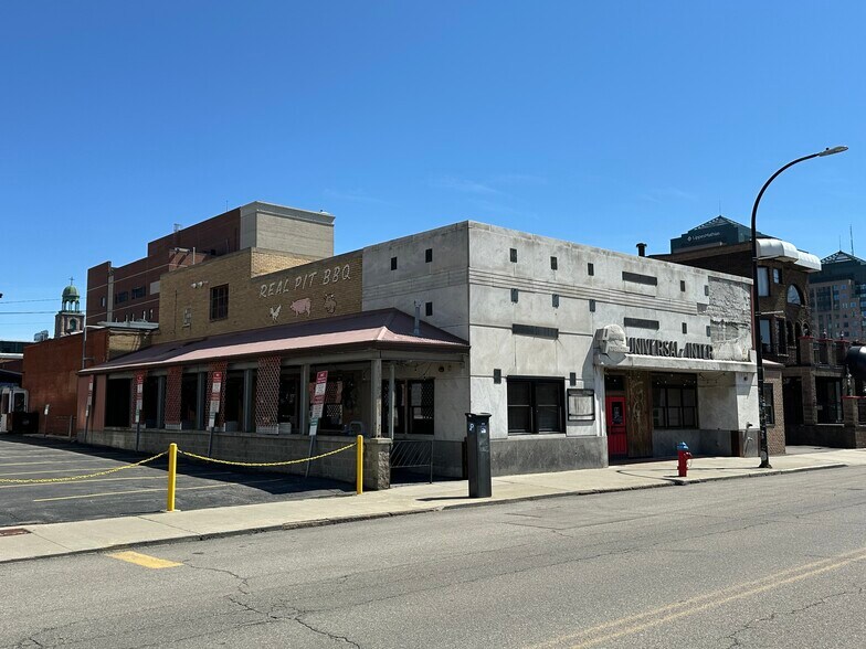 301 Franklin St, Buffalo, NY à louer - Photo de l’immeuble – Image 2 sur 7